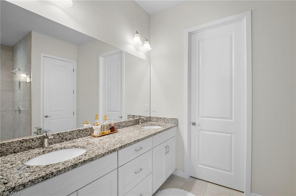 14720 Kingfisher Loop, Naples, FL 34120-32