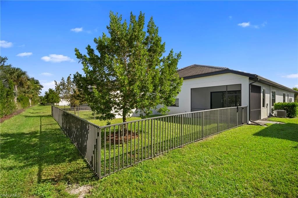 14720 Kingfisher Loop, Naples, FL 34120-40