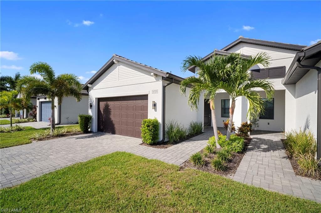 14720 Kingfisher Loop, Naples, FL 34120-3