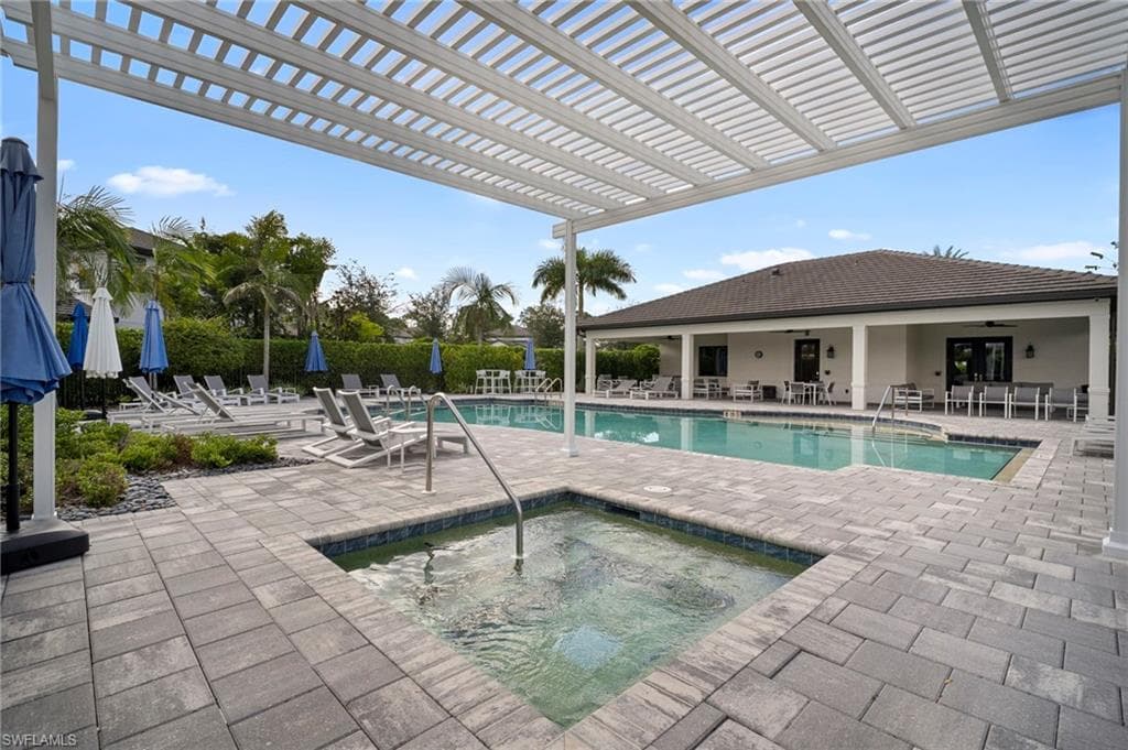14720 Kingfisher Loop, Naples, FL 34120-48