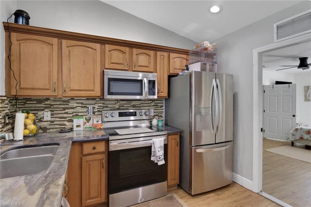 3341 2nd Ave SE, Naples, FL 34117-12