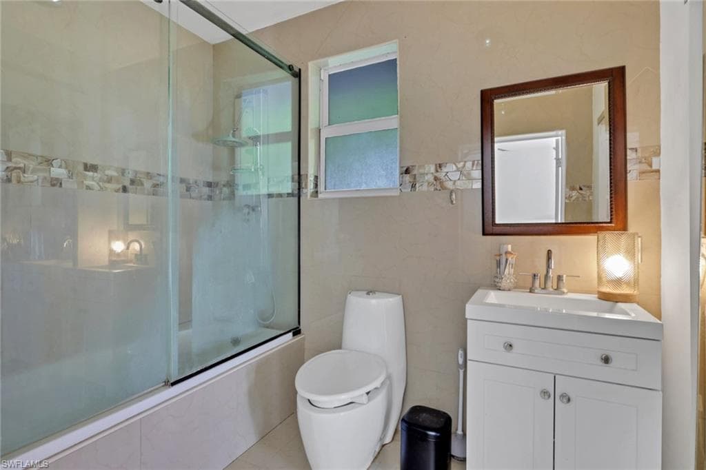 3341 2nd Ave SE, Naples, FL 34117-20