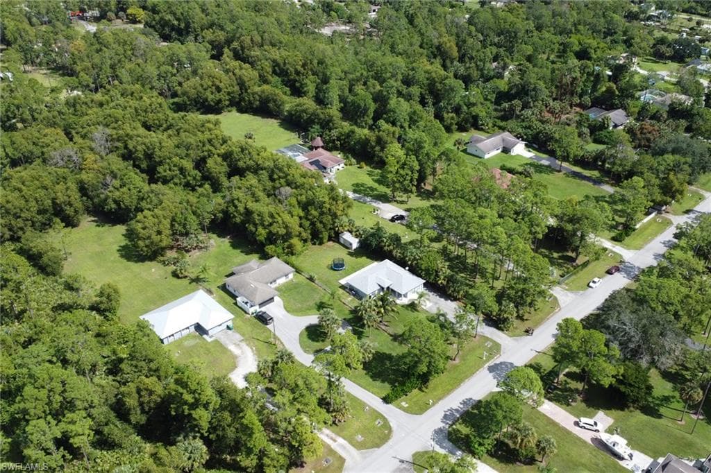 3341 2nd Ave SE, Naples, FL 34117-39