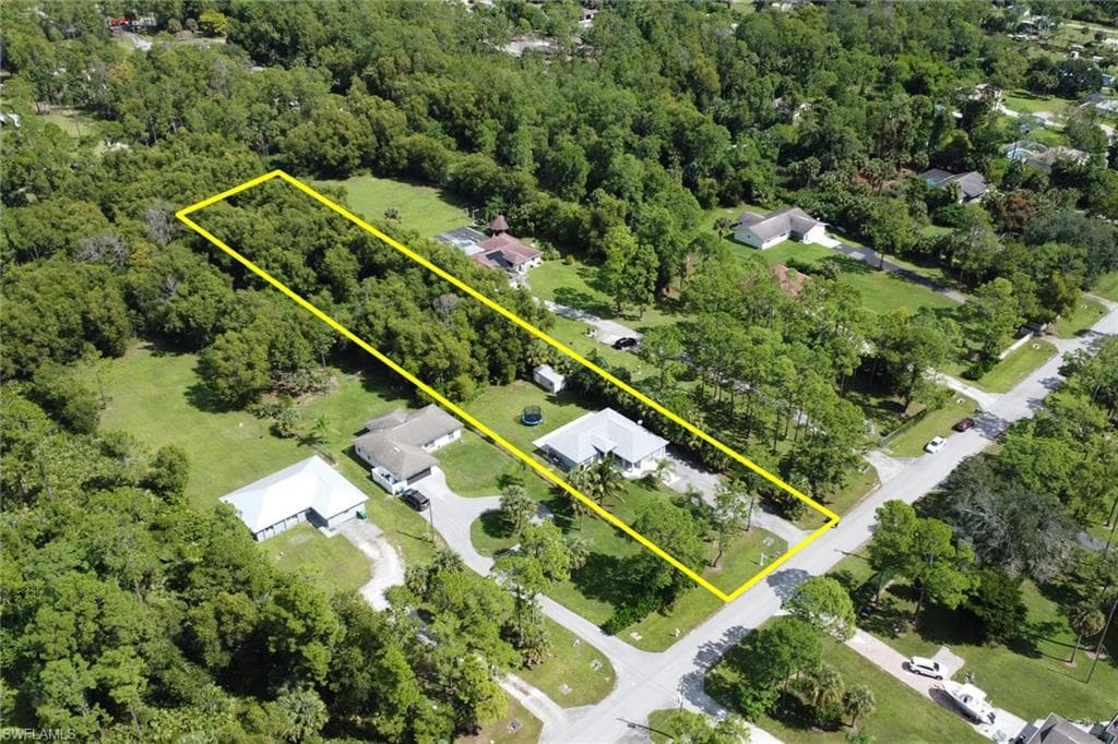 3341 2nd Ave SE, Naples, FL 34117-40