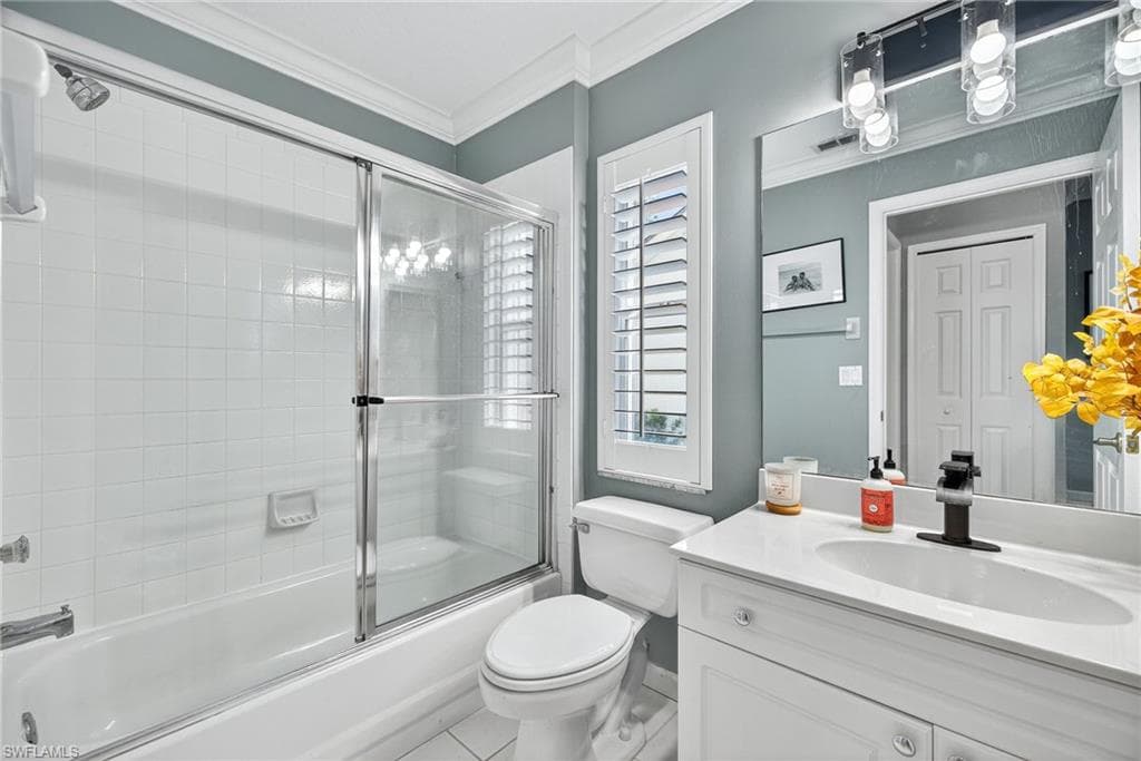 7867 Gardner Dr, Naples, FL 34109-22