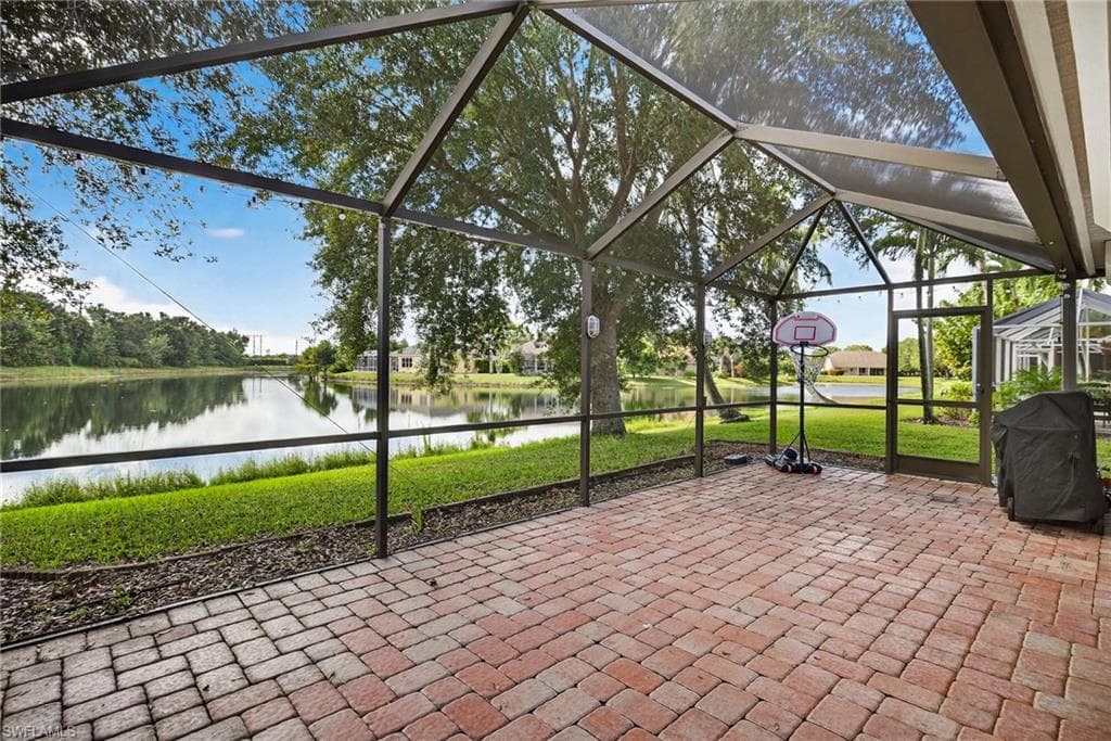 7867 Gardner Dr, Naples, FL 34109-28