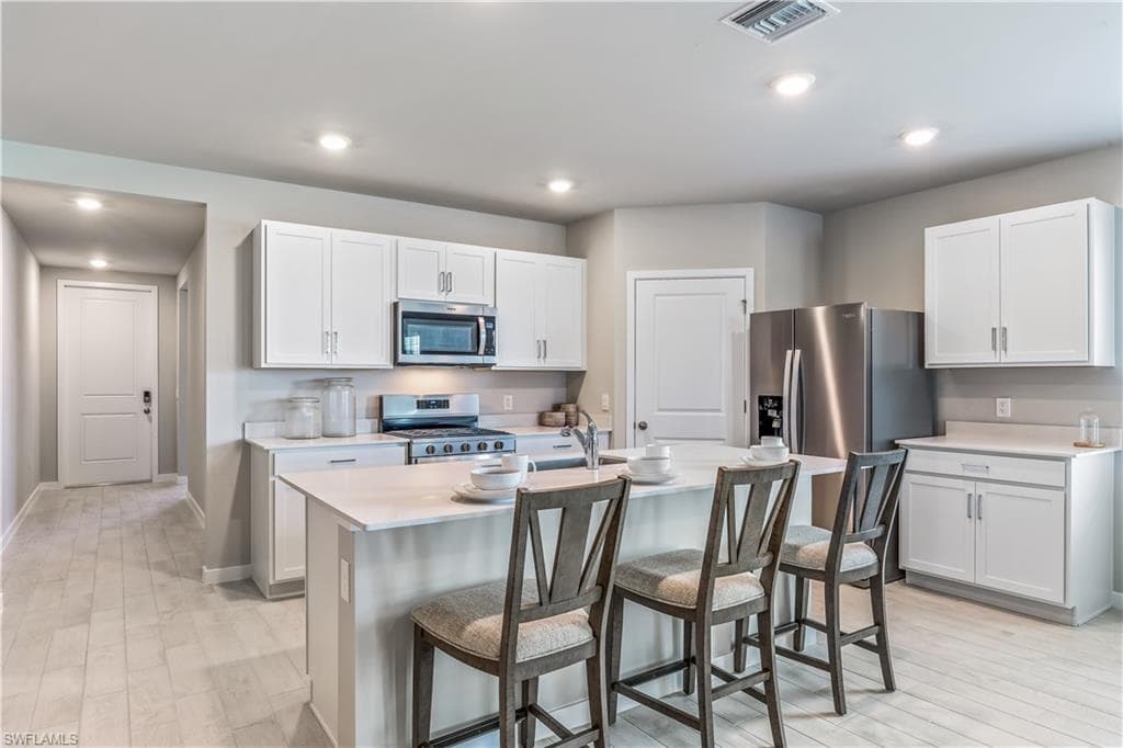 17722 Shade Tree Loop, Punta Gorda, FL 33982-5