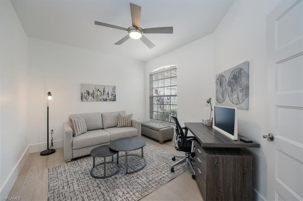 2220 Arielle Dr 2009, Naples, FL 34109-18