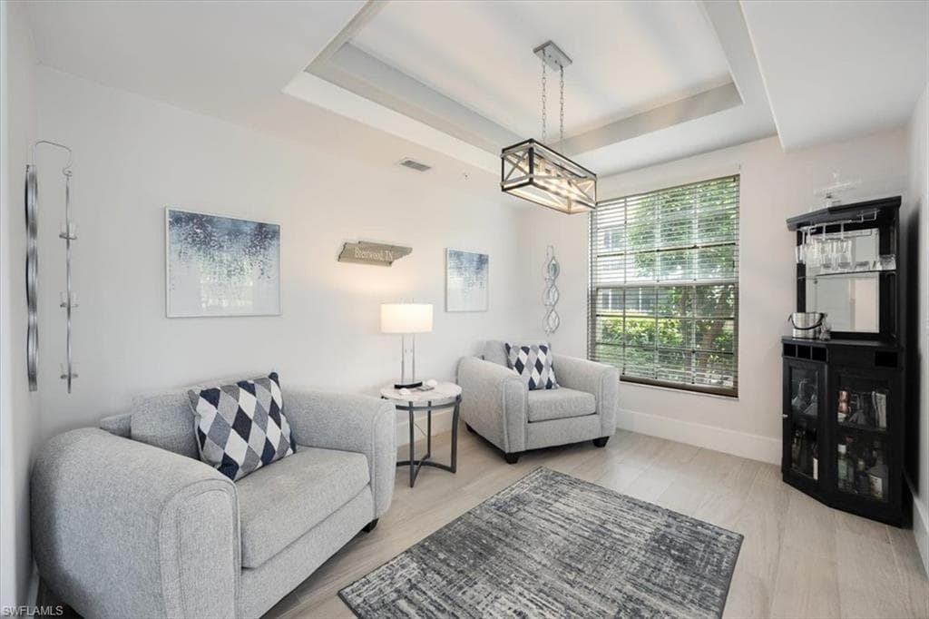 2220 Arielle Dr 2009, Naples, FL 34109-4