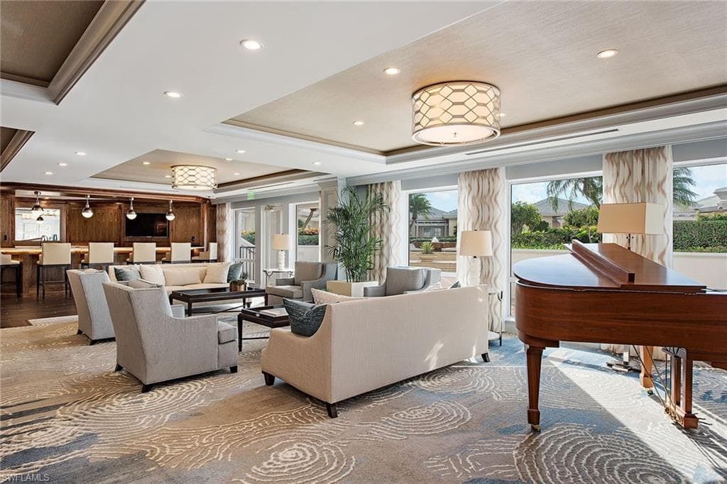 8473 Bay Colony Dr 203, Naples, FL 34108-15