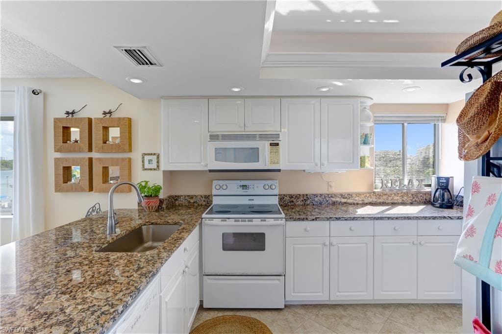 26371 Hickory Blvd 304, Bonita Springs, FL 34134-13