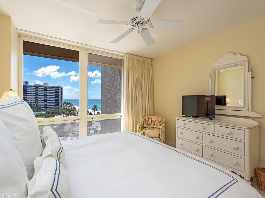 4051 Gulf Shore Blvd N 805, Naples, FL 34103-9