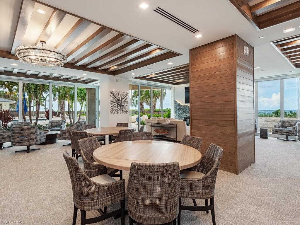 4051 Gulf Shore Blvd N 805, Naples, FL 34103-16