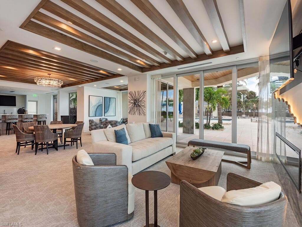 4051 Gulf Shore Blvd N 805, Naples, FL 34103-18