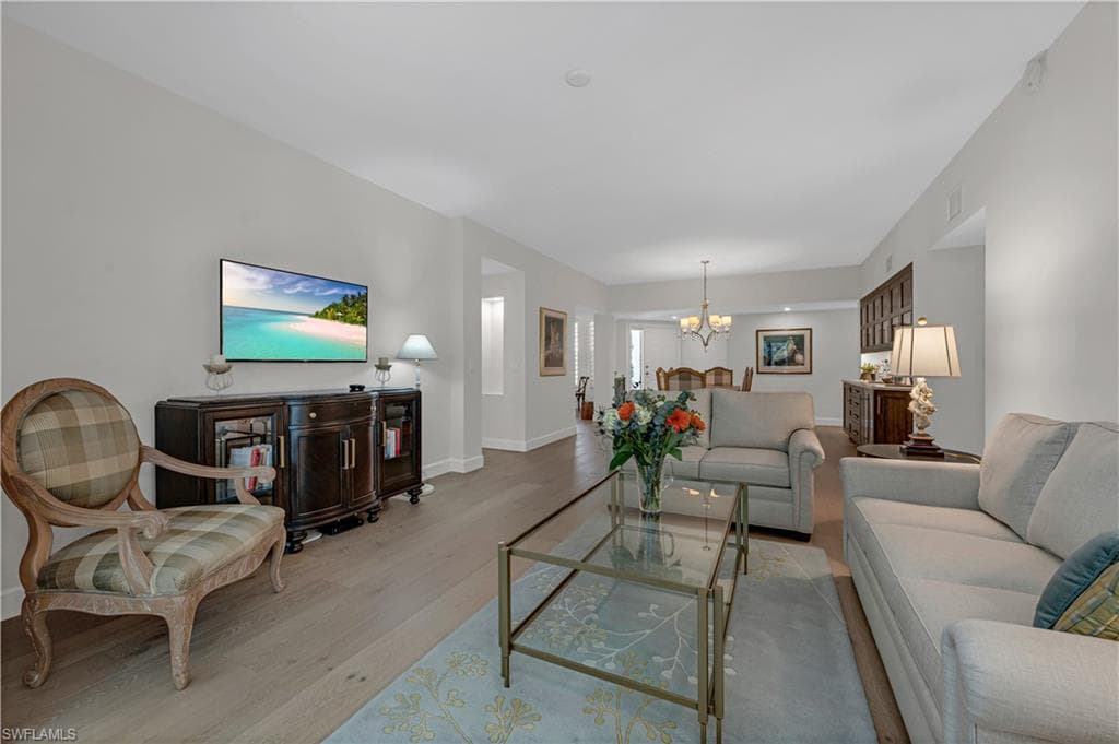 6865 San Marino Dr 302a, Naples, FL 34108-3