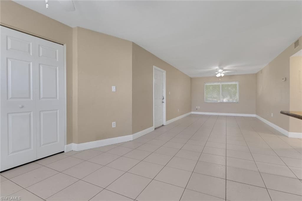 1350 Green Valley Cir 1503, Naples, FL 34104-6