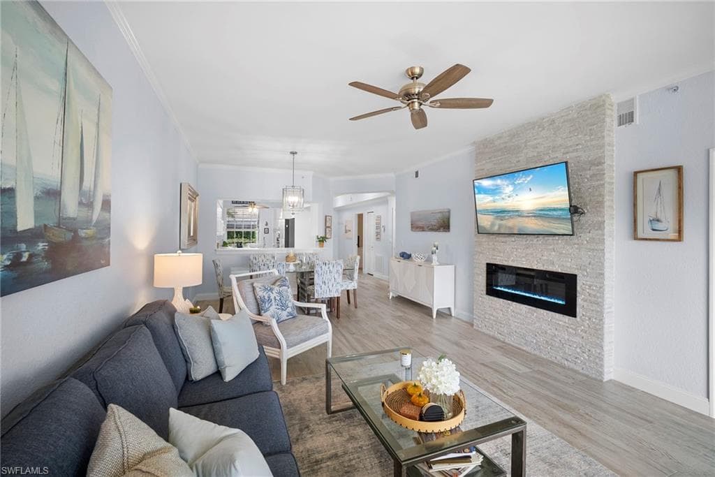 2275 Harmony Ln 103, Naples, FL 34109-21