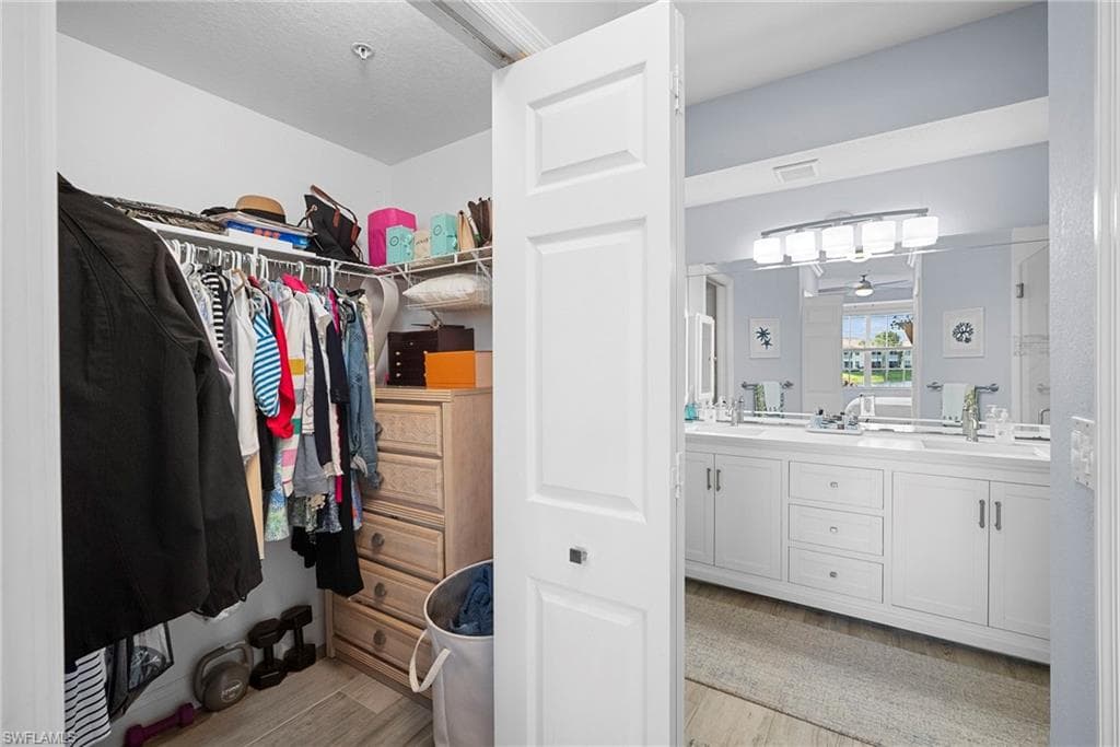 2275 Harmony Ln 103, Naples, FL 34109-33