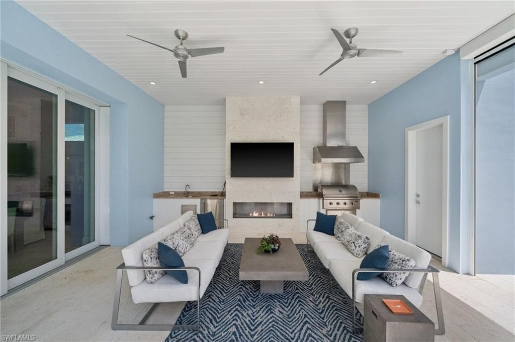 26659 Hickory Blvd, Bonita Springs, FL 34134-38