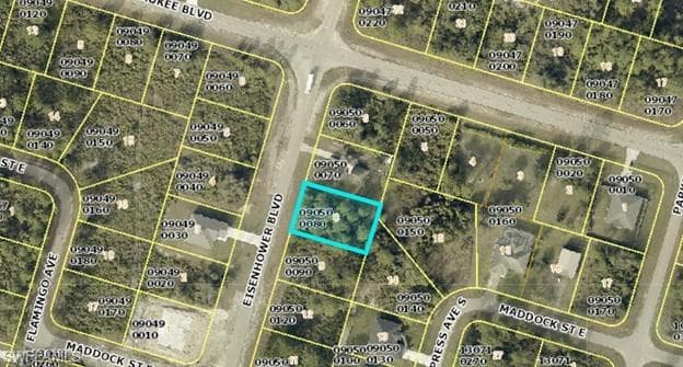 607 Eisenhower Blvd, Lehigh Acres, FL 33974-2
