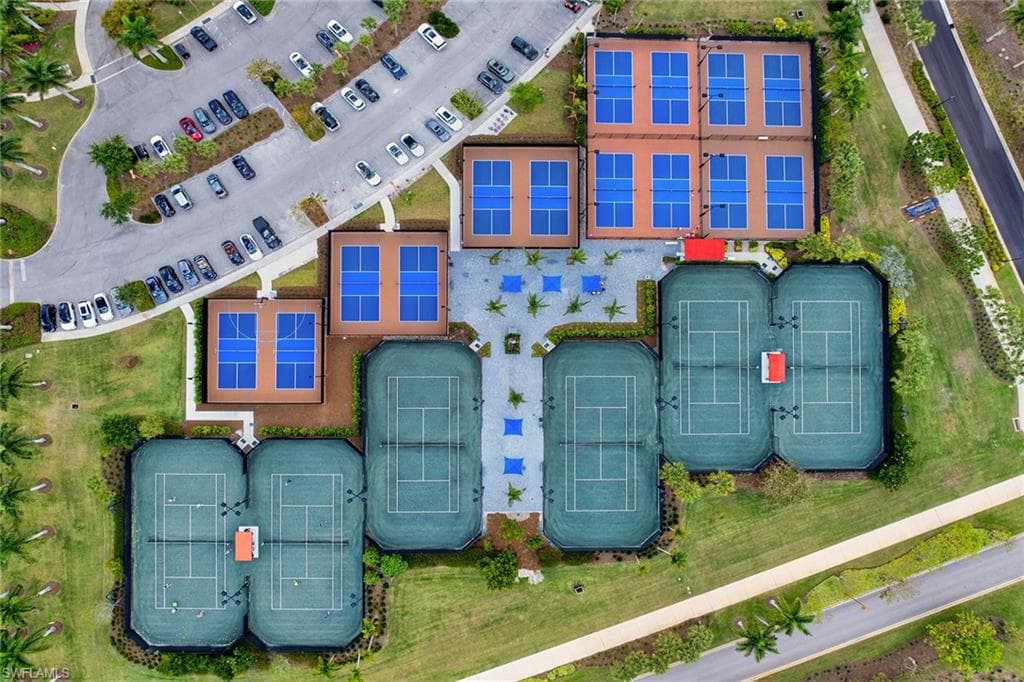 8871 Nevis Way, Naples, FL 34112-38