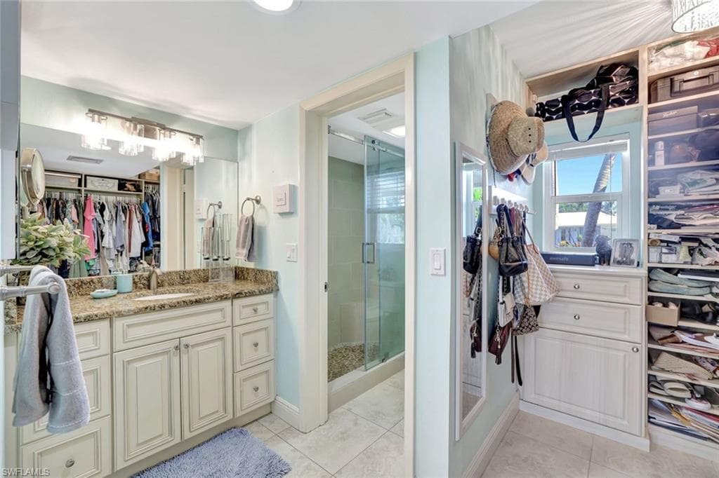1293 Jamaica Rd, Marco Island, FL 34145-10