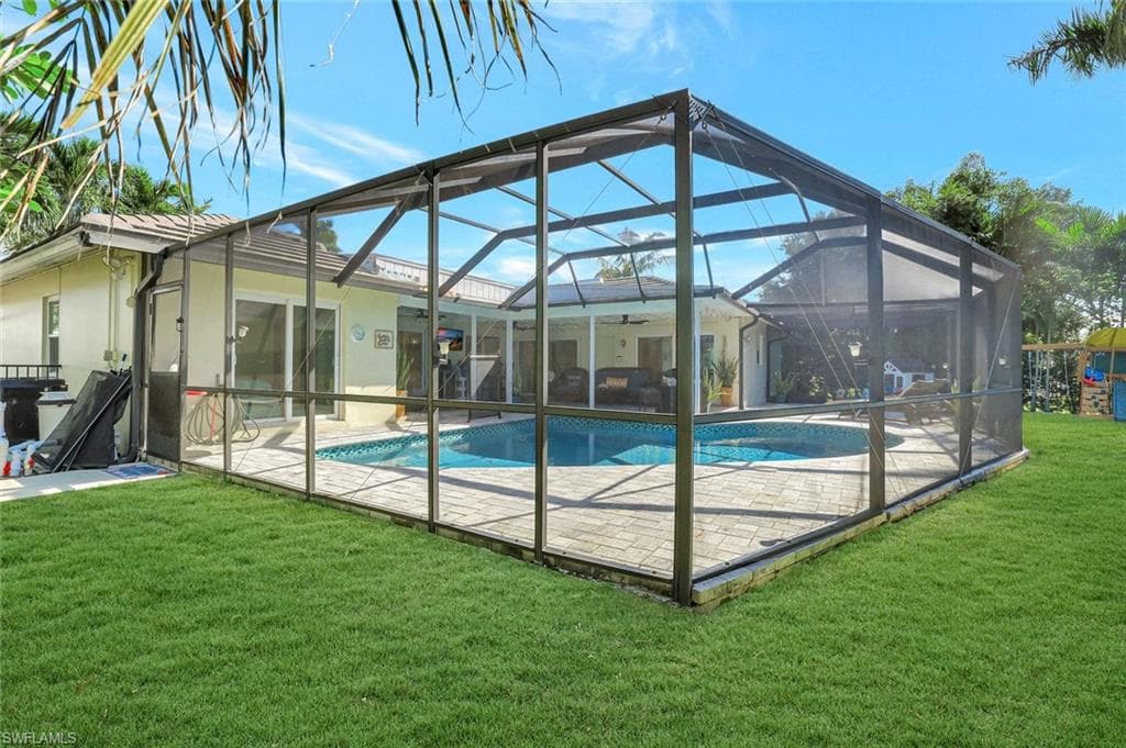 1293 Jamaica Rd, Marco Island, FL 34145-17
