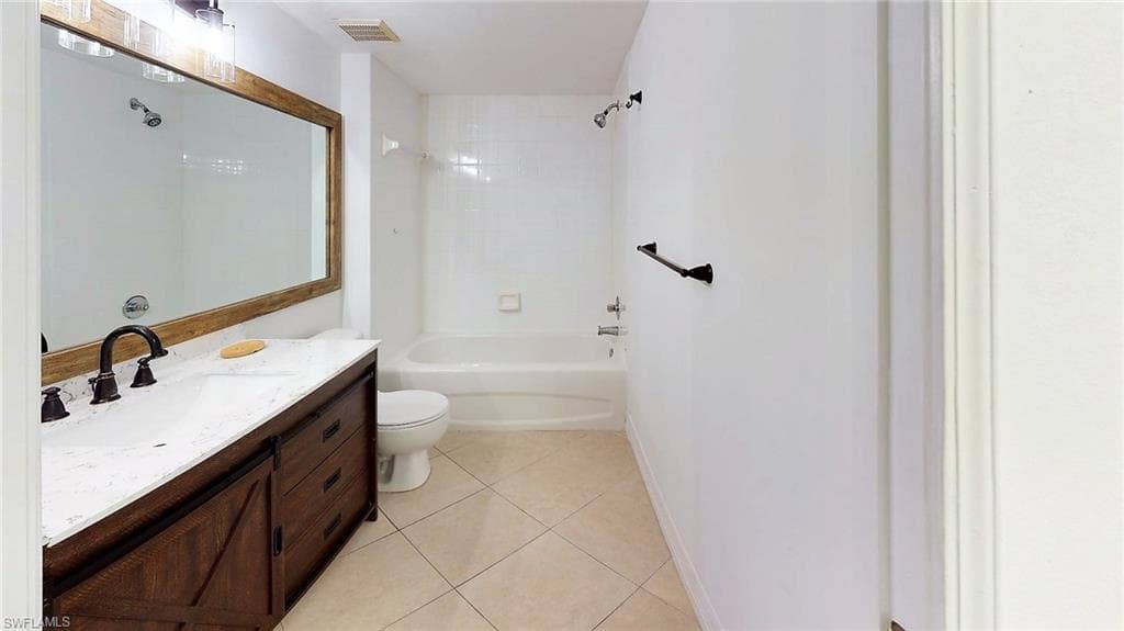 1210 Wildwood Lakes Blvd 306, Naples, FL 34104-12