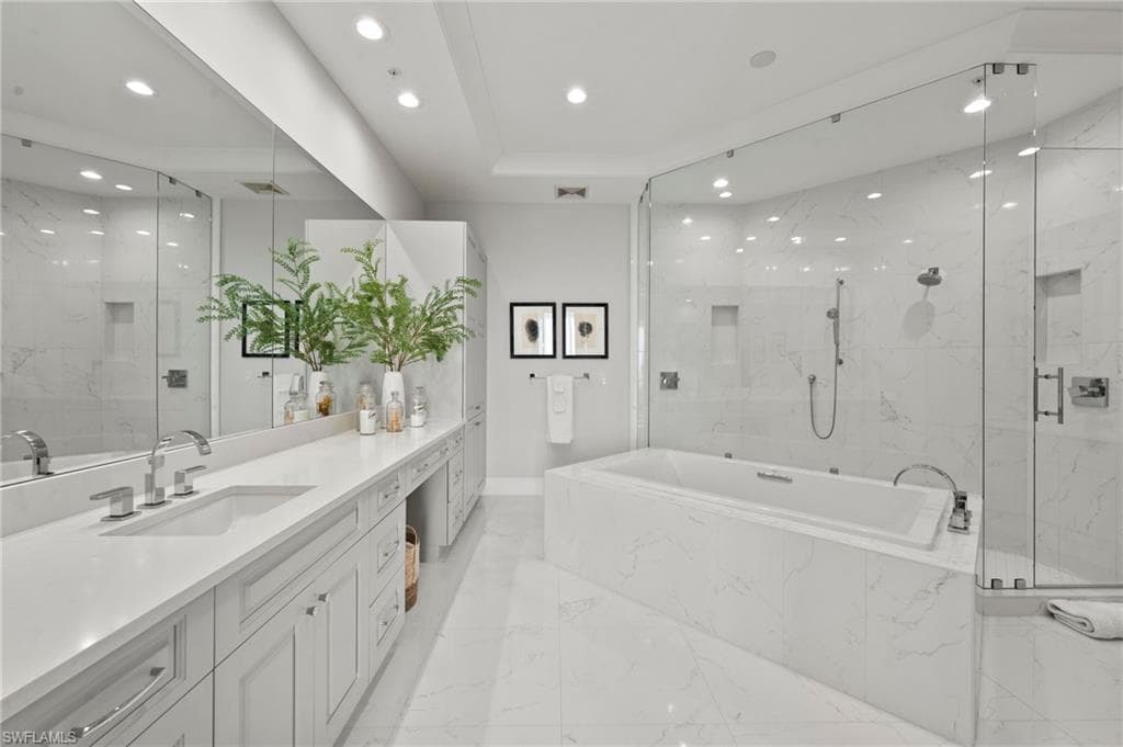 4971 Bonita Bay Blvd Ph2503, Bonita Springs, FL 34134-18