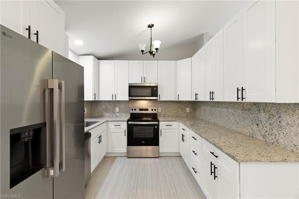 241 8th St SE, Naples, FL 34117-15