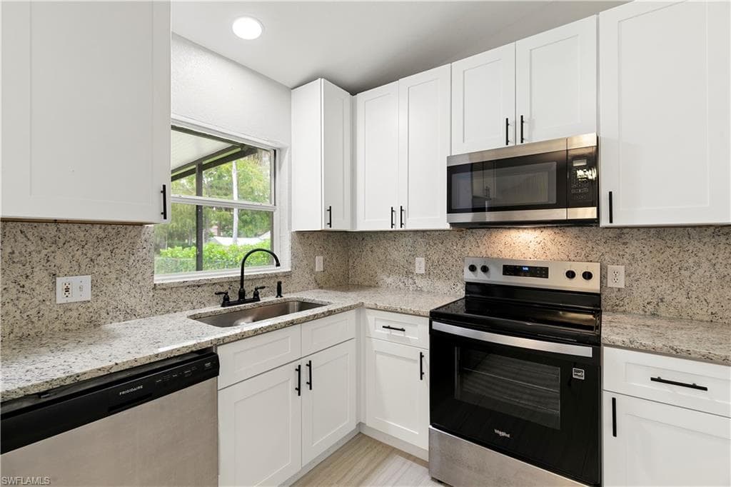 241 8th St SE, Naples, FL 34117-16