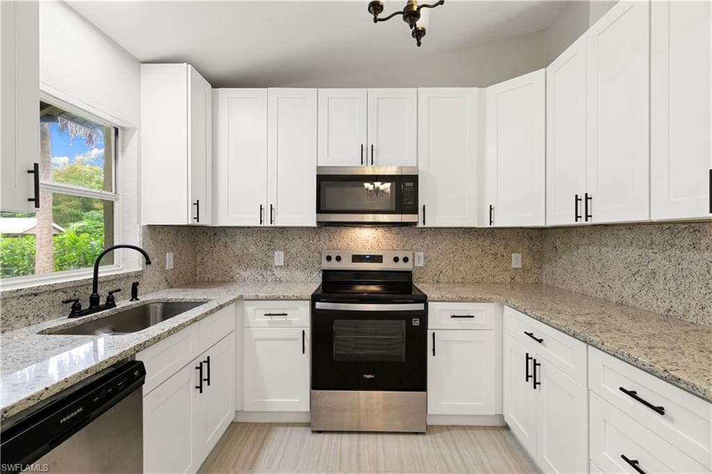 241 8th St SE, Naples, FL 34117-17