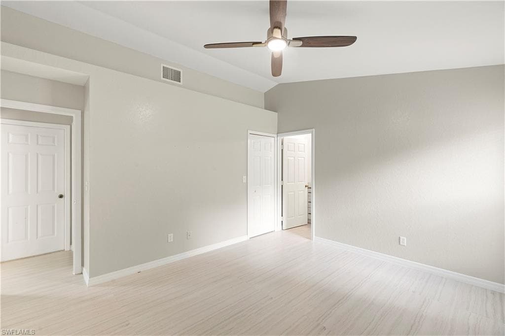 241 8th St SE, Naples, FL 34117-19