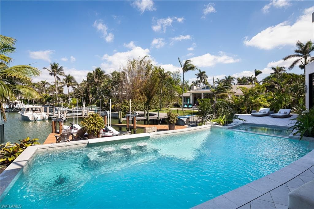 441 Mooring Line Dr, Naples, FL 34102-24