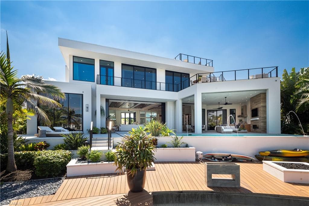 441 Mooring Line Dr, Naples, FL 34102-48