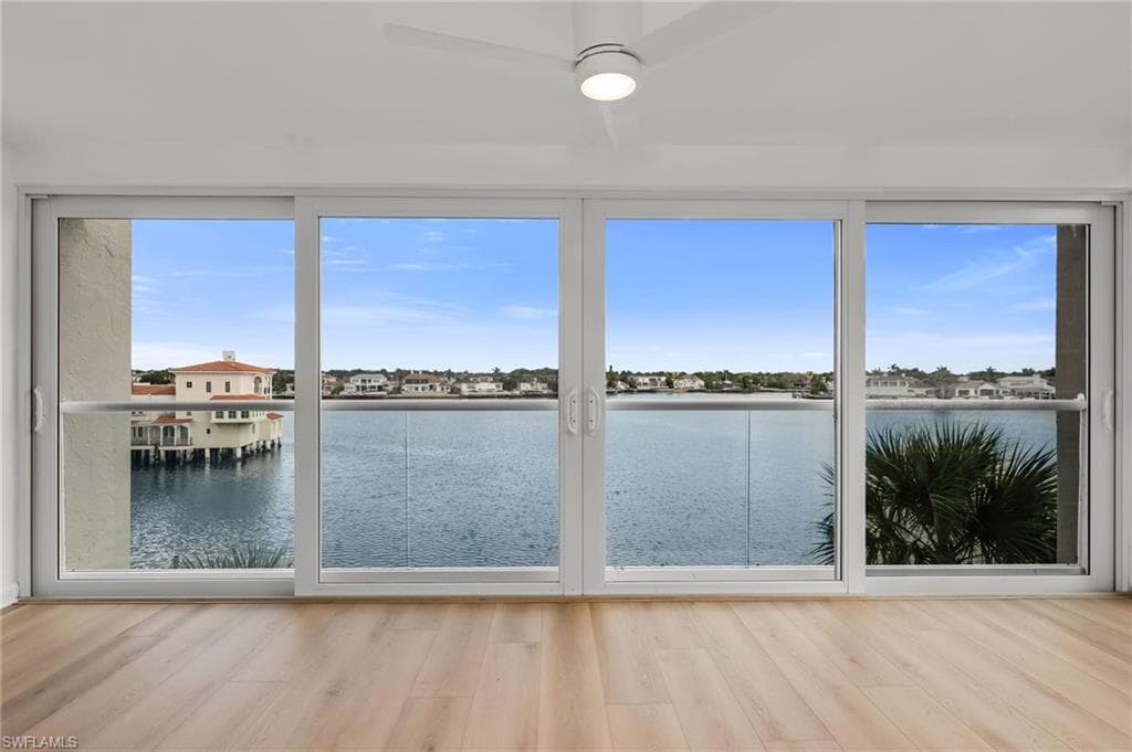 3500 Gulf Shore Blvd N 402, Naples, FL 34103-15