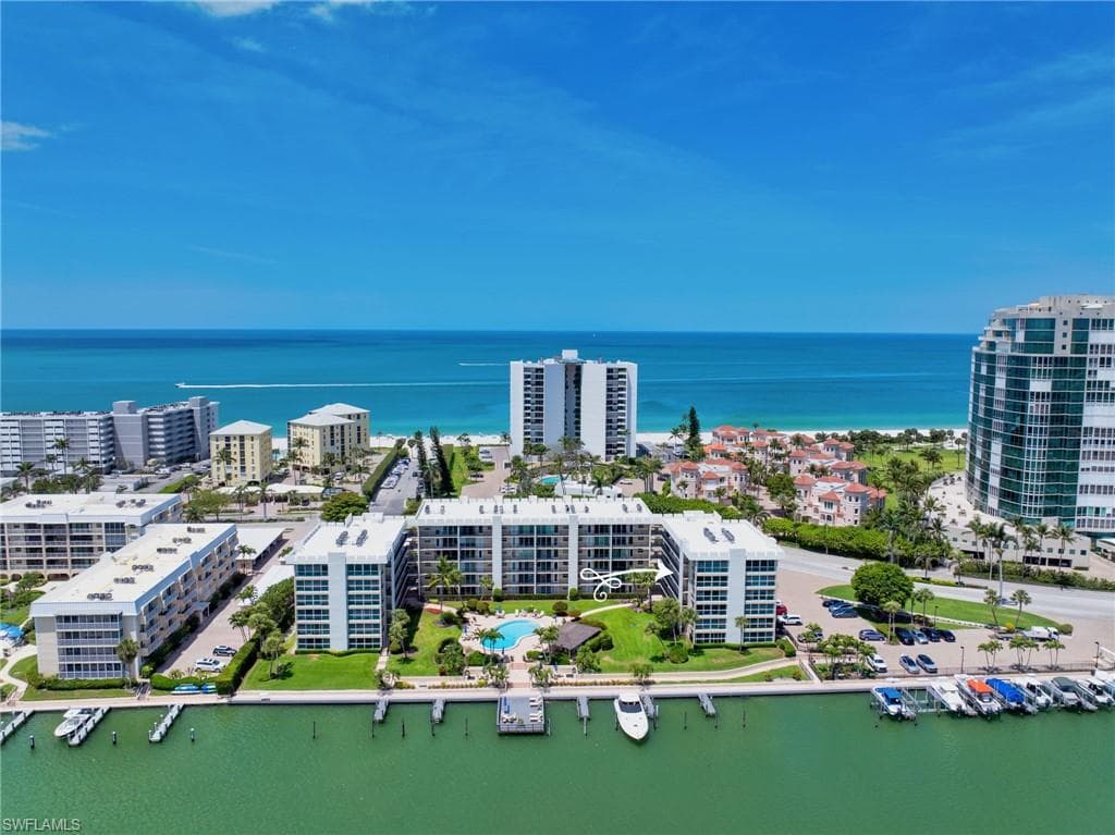 3500 Gulf Shore Blvd N 402, Naples, FL 34103-7