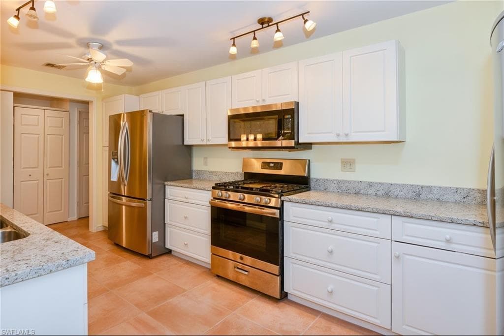 360 16th Ave NW, Naples, FL 34120-2351-13
