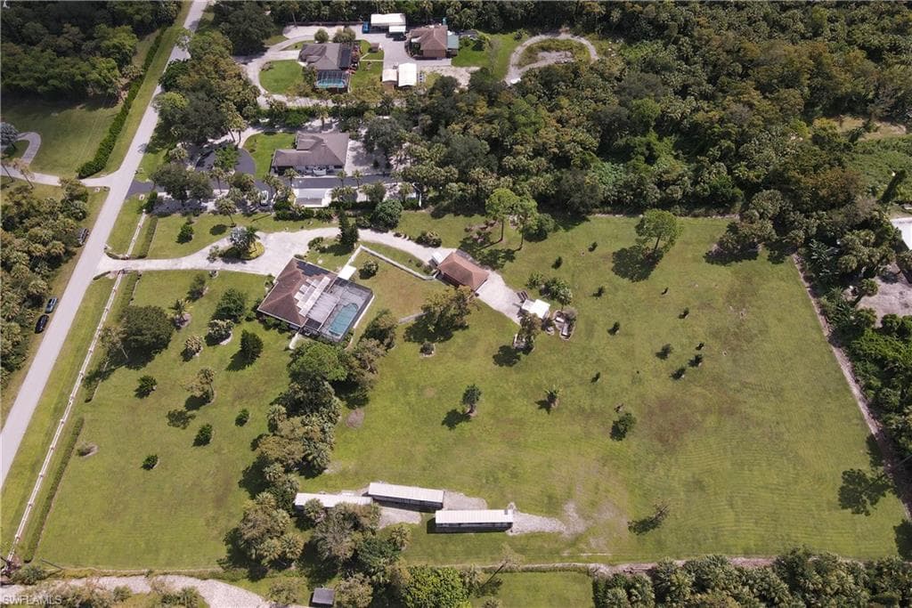 360 16th Ave NW, Naples, FL 34120-2351-2