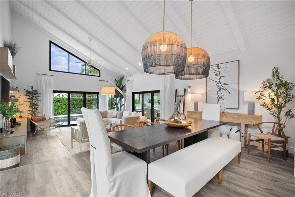 504 Tierra Mar Ln E 2, Naples, FL 34108-13