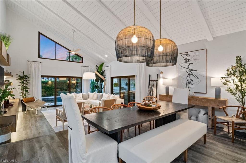 504 Tierra Mar Ln E 2, Naples, FL 34108-15