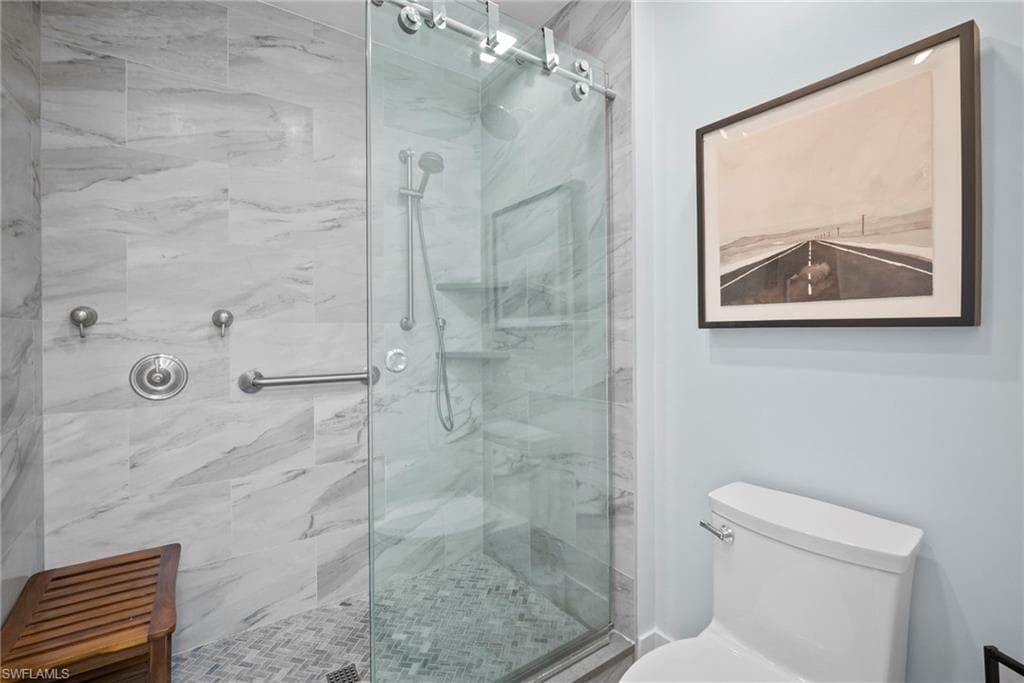 504 Tierra Mar Ln E 2, Naples, FL 34108-26