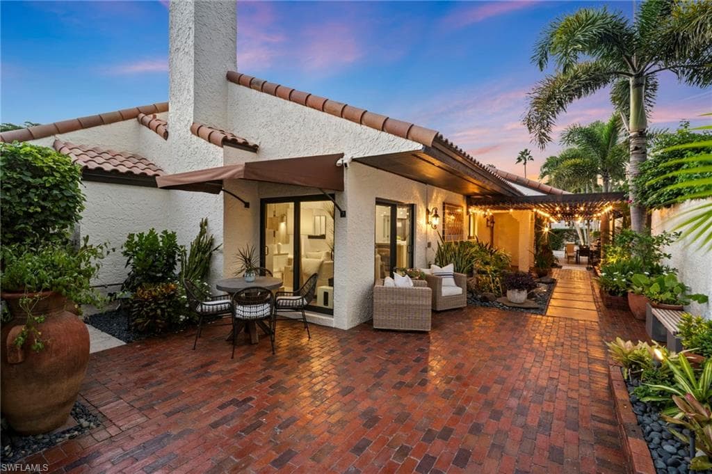 504 Tierra Mar Ln E 2, Naples, FL 34108-31