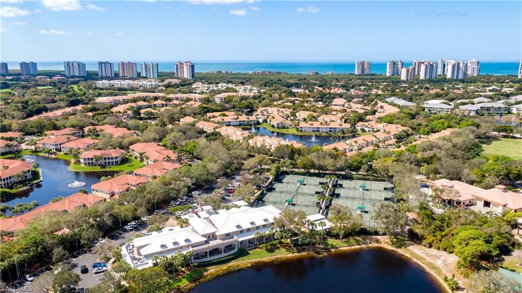 504 Tierra Mar Ln E 2, Naples, FL 34108-47