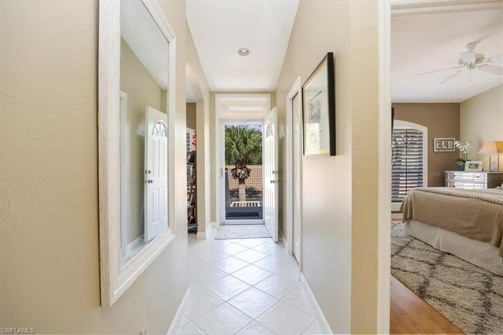 14530 Red Fox Run 212, Naples, FL 34110-4