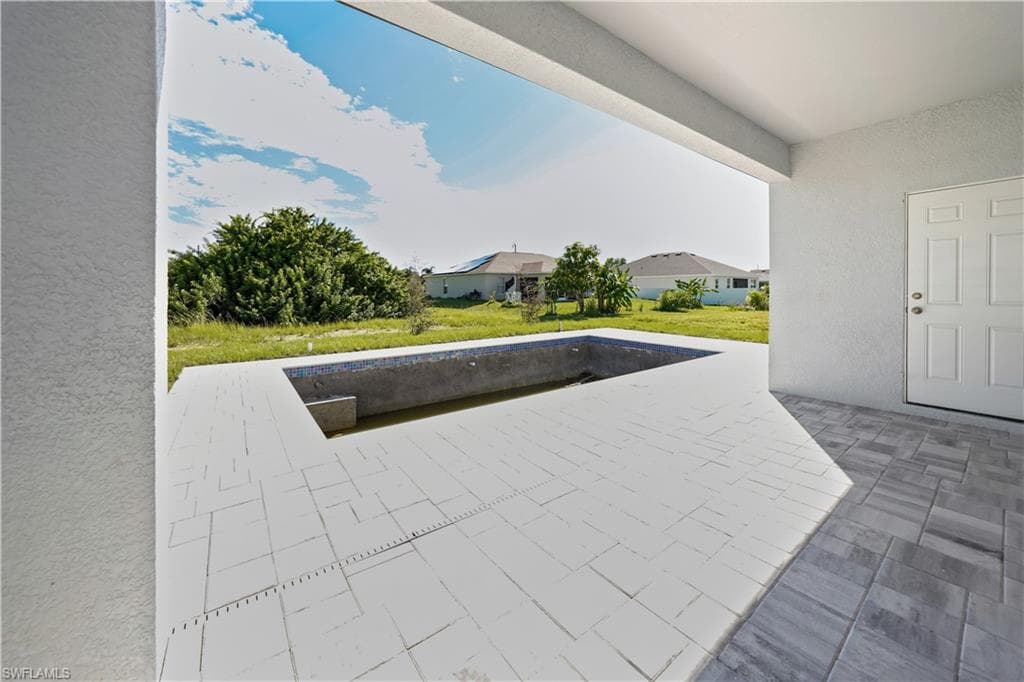 2458 9th Ter, Cape Coral, FL 33993-21