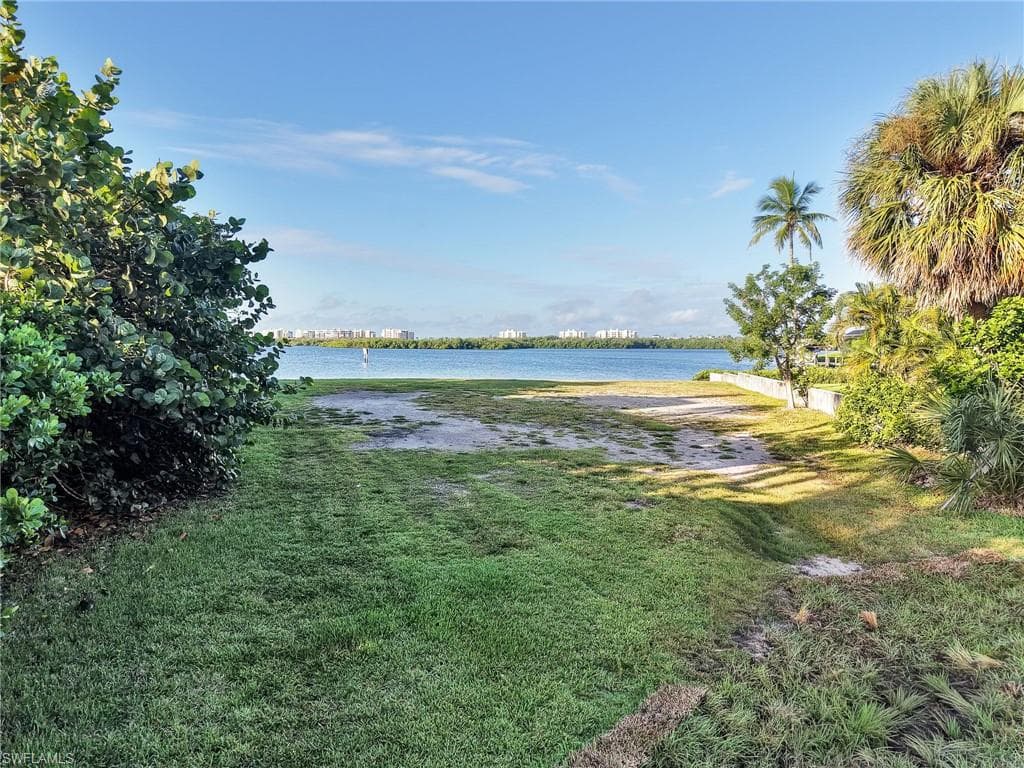 266 6th St, Bonita Springs, FL 34134-14