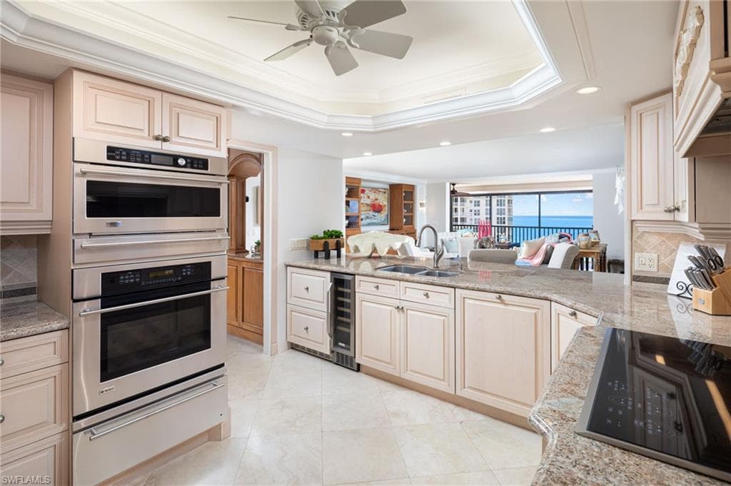 10851 Gulf Shore Dr 1003, Naples, FL 34108-12