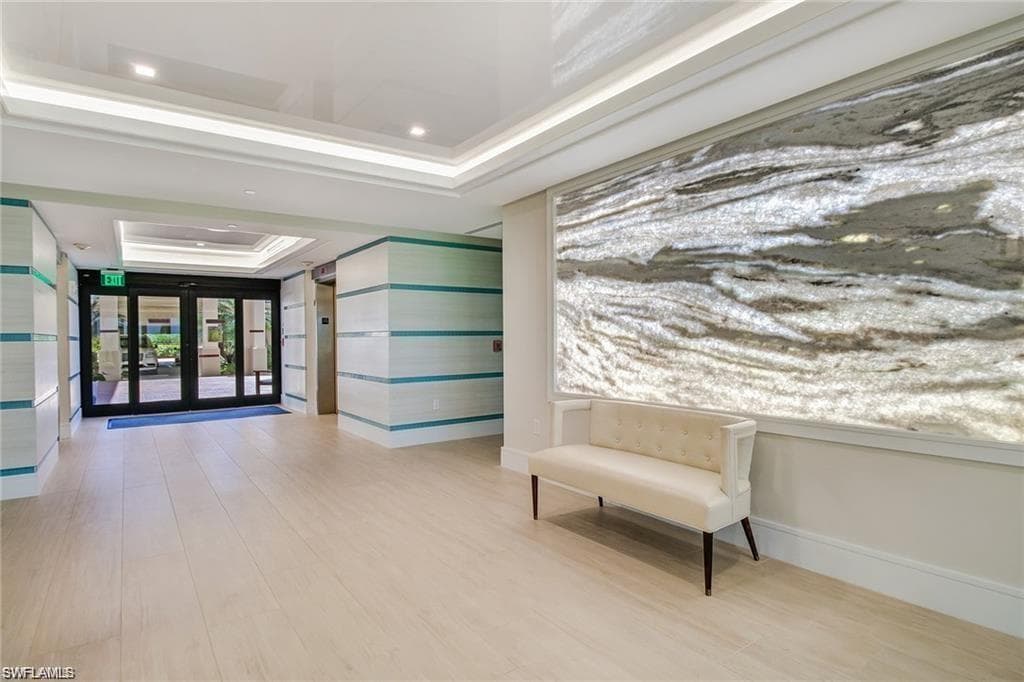 10851 Gulf Shore Dr 1003, Naples, FL 34108-25