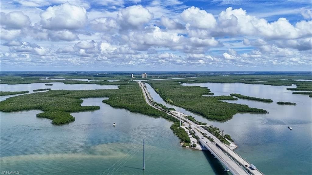 755 Milan Ct, Marco Island, FL 34145-15